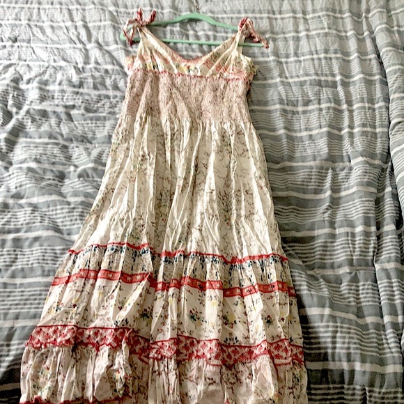 Beautiful Kenzie floral maxi dress like new! - Picture 2 of 5